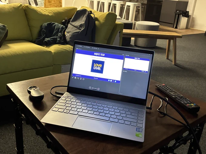 Intro slides on laptop, ready to begin
