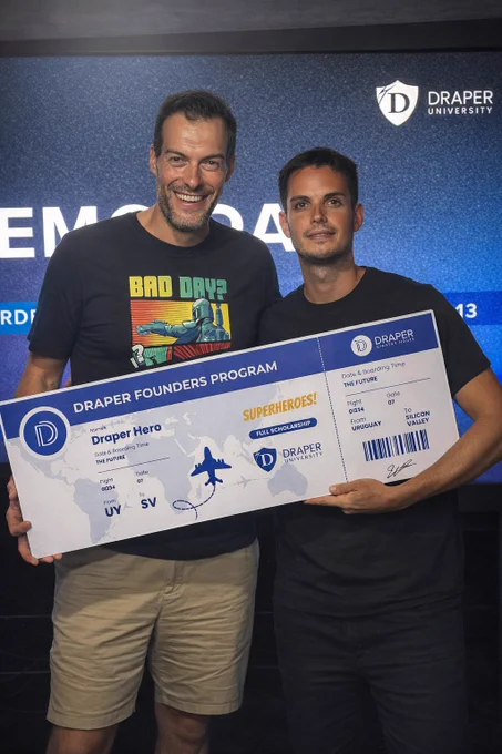 Juan Jose Moreno founder de Flokzu y Alan Burastero founder de ZULA Ciberseguridad ganadores del premio Draper Hero de Draper House Americas