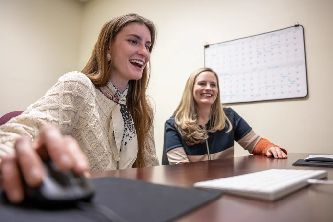 Glenna works with Stephanie Gray in the Digital History Lab.
