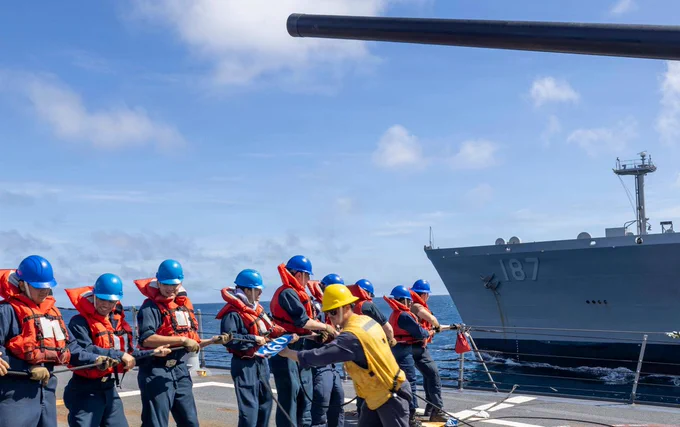 U.S. Navy Sailors aboard Arleigh Burke-class guided-missile destroyer USS Michael Murphy (DDG 112) conduct a replenishment-at-sea with fleet replenishment oiler USNS Henry J. Kaiser (TAO 187) Dec. 30, 2025. Michael Murphy is underway conducting routine operations in the U.S. 7th Fleet area of operations. Units assigned to U.S. 7th Fleet conduct regular Indo-Pacific patrols to deter aggression, strengthen alliances and partnerships, and advance peace through strength. (U.S. Navy photo by Mass Communication Specialist 1st Class Jonteil Johnson)