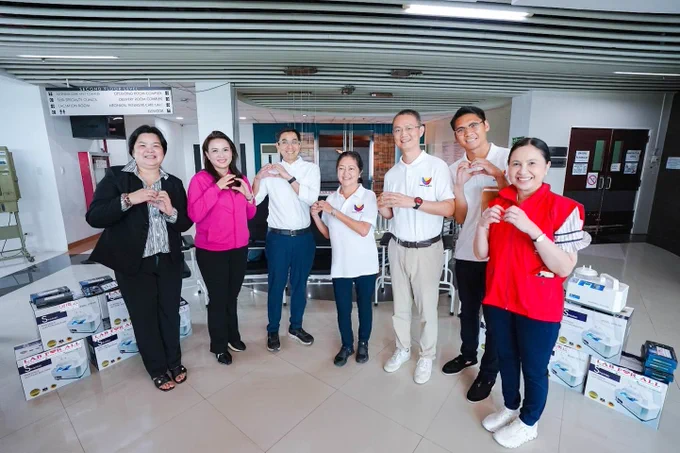 https://www.facebook.com/fl.lizamarcos/posts/witnessing-of-turnover-of-medical-equipment-by-𝘏𝘶𝘢𝘸𝘦𝘪-to-the-𝘕𝘢𝘷𝘰𝘵𝘢𝘴-𝘊𝘪𝘵𝘺-𝘏𝘰𝘴𝘱𝘪𝘵/604517119025549/