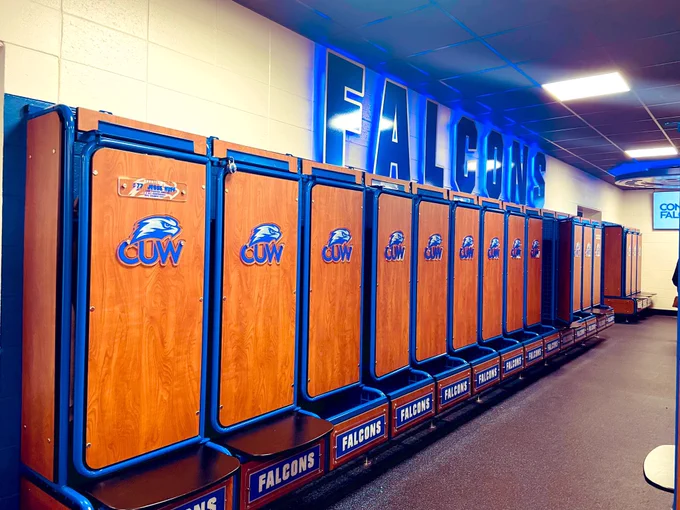 Newly Renovated Lockeroom