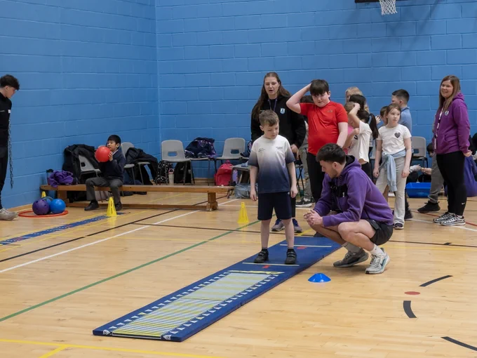 Young athletes from across Stirling came together for Active Stirling's SportAbility Sportshall Athletics event! 