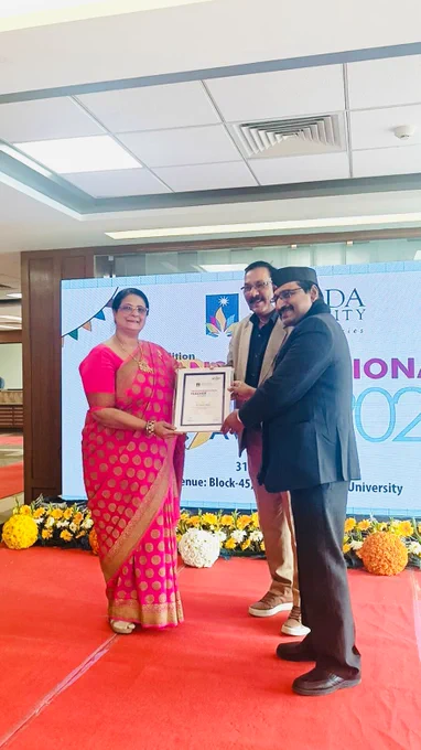 Proud to receive the honour from Prof. (Dr.) K. G. Suresh, Director, India Habitat Centre.