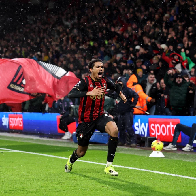 Amine Adli celebrates his goal against Liverpool.