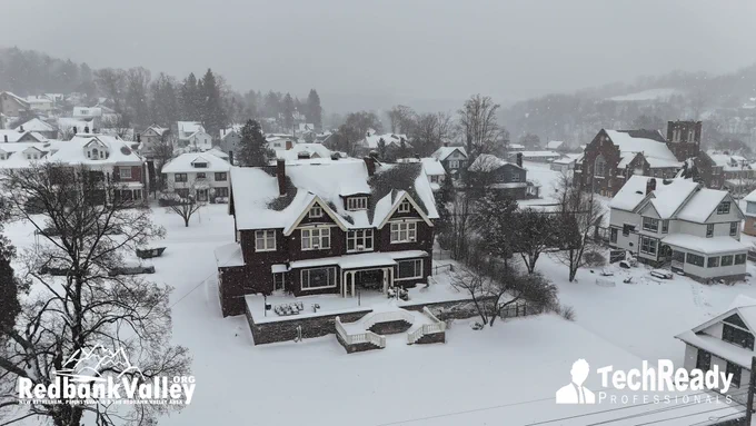 ❄️ Snowy Sunday in New Bethlehem ❄️

Beautiful winter morning, Jan 25, 2026. Clear dryer vents & fire hydrants & check on elderly neighbors. Huge thanks to firefighters, Public Works & RVMA crews. Stay warm!

#Winter #Snow #NewBethlehem #ClarionCounty #RedbankValley