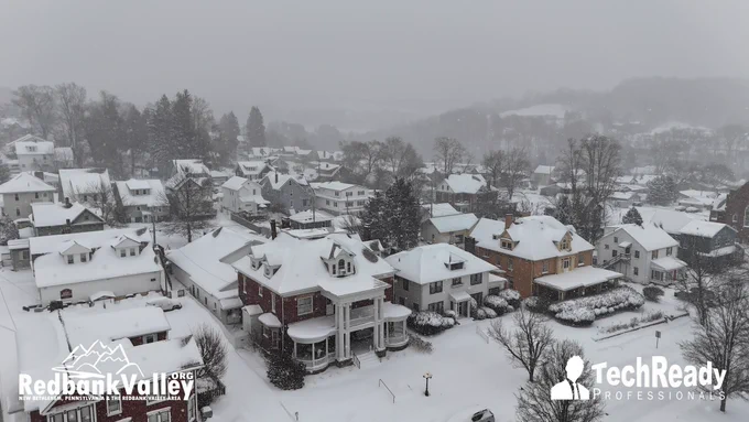 ❄️ Snowy Sunday in New Bethlehem ❄️

Beautiful winter morning, Jan 25, 2026. Clear dryer vents & fire hydrants & check on elderly neighbors. Huge thanks to firefighters, Public Works & RVMA crews. Stay warm!

#Winter #Snow #NewBethlehem #ClarionCounty #RedbankValley