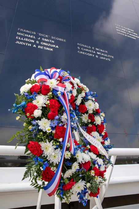 A wreath is displayed during the NASA Day of Remembrance ceremony at the Space Mirror Memorial in the Kennedy Space Center Visitor Complex on Jan. 30, 2020. The crews of Apollo 1 and space shuttles Challenger and Columbia, as well as other fallen astronauts who lost their lives in the name of space exploration and discovery, were honored at the annual event. Credit: NASA/Glenn Benson