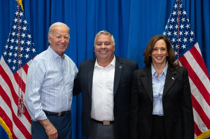 SMART General President Michael Coleman with President Joe Biden and Vice President Kamala Harris