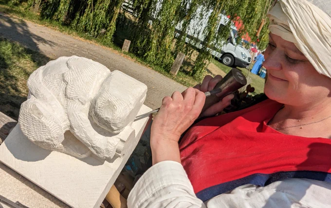 Carrie Horwood of Cat’s Eye Carving
