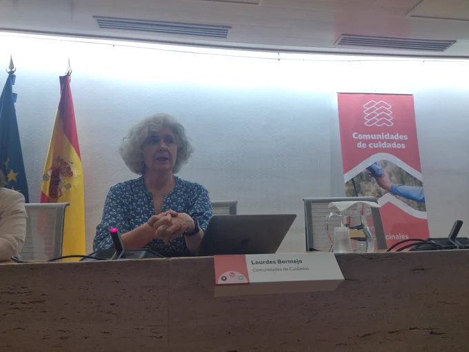 Lourdes Bermejo presenta las publicaciones de la línea de trabajo de impulso al cohousing para toda la vida