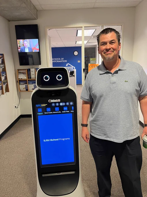 CTG UAlbany Director Ramon Gil-Garcia visits the The San José State University School of Information to learn about their partnership with the Palo Alto City Library.
