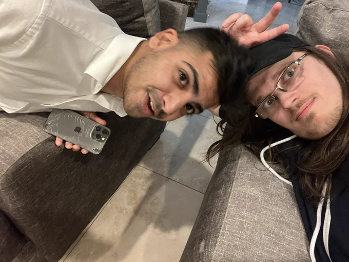 Skeppy and Badboyhalo just being silly little ragamuffins