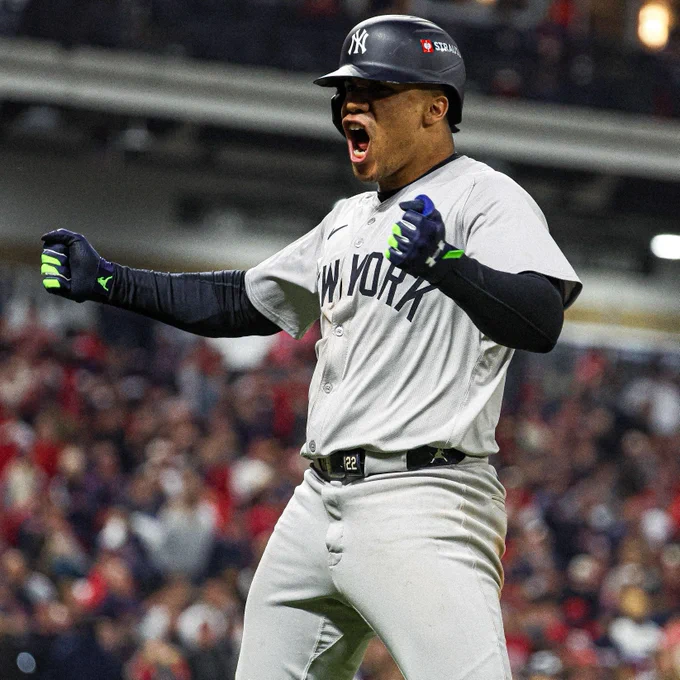 Soto pounds his chest after hitting the game-winning home run in the 10th inning. 