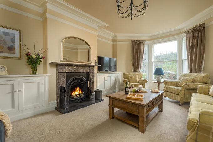 Heron House in Warkworth, riverside holiday cottage