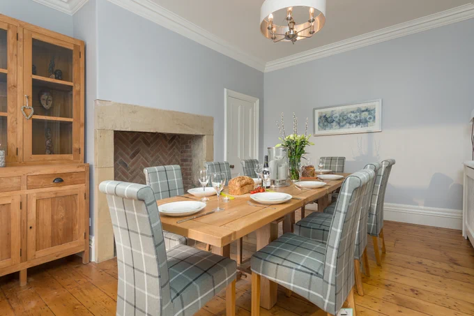 Dining area at dog-friendly Heron House in Warkworth