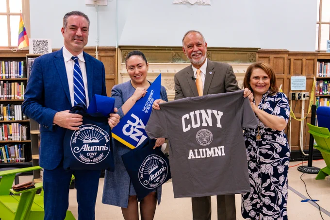 NYC Schools Chancellor Melissa Aviles-Ramos and CUNY Chancellor Félix V. Matos Rodríguez distribute “Welcome to CUNY” letters to Brooklyn Tech seniors.

