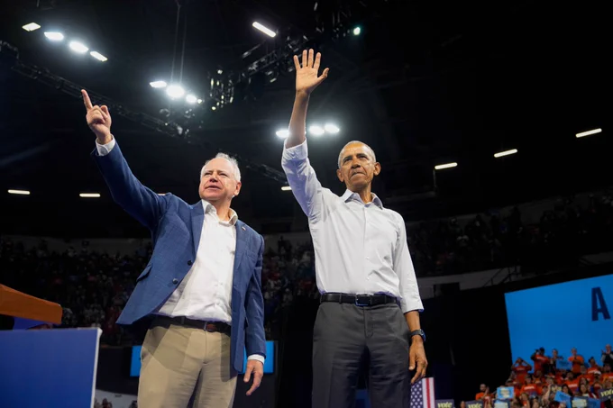 Governor Walz and President Obama on stage at Wisconsin rally.