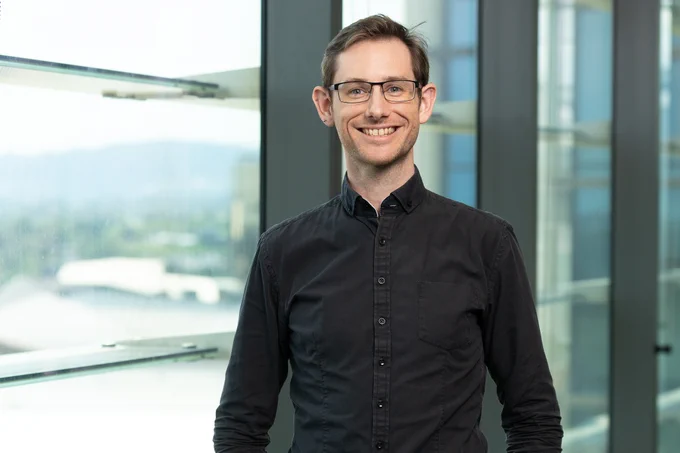 Dr Luke Isbel