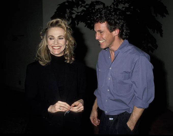 Peggy Lipton and Michael Ontkean