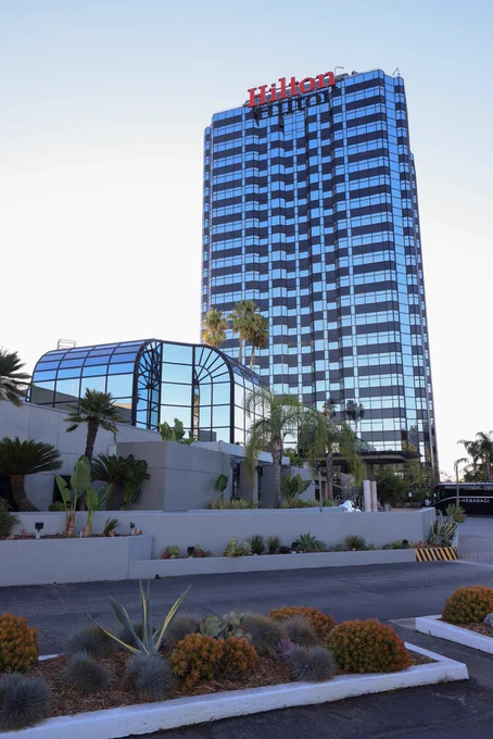 Exterior of Hilton Los Angeles