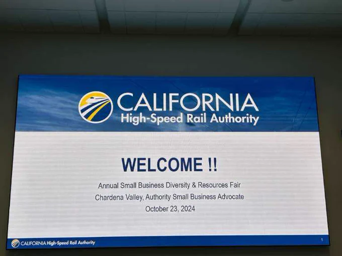 Photo of the electronic welcome banner 