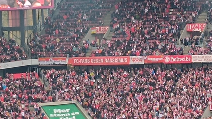 FC-Fans gegen Rassismus banner