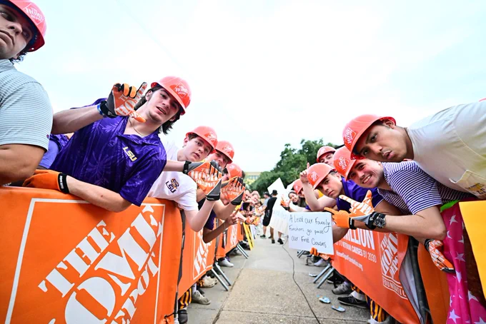 Students at College GameDay