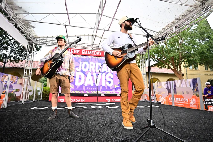 Jordan Davis performs