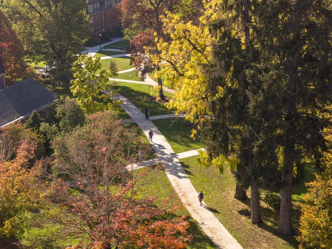 UO’s Eugene campus during fall.
