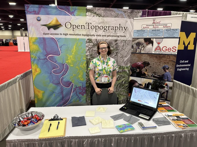 OpenTopography exhibit hall booth at the SACNAS NDiSTEM conference.