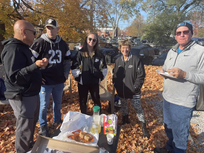 EAPS peeps tailgating with lots of donuts