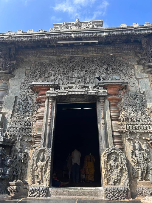 Temple arch