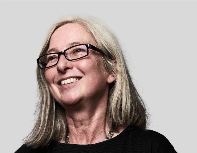 portrait of Professor Alison Dunn