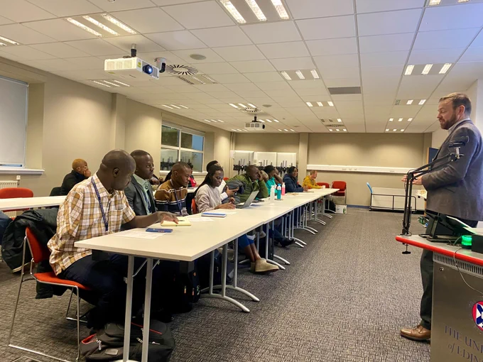 Training with Dr Simon Dewar