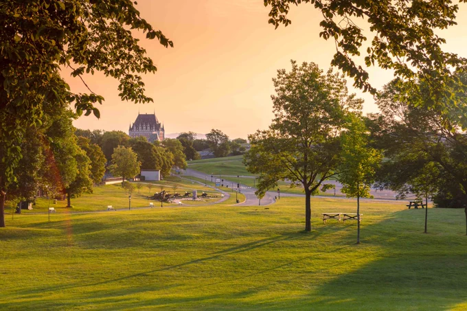 Scène d’été des plaines d'Abraham à Québec, Québec.