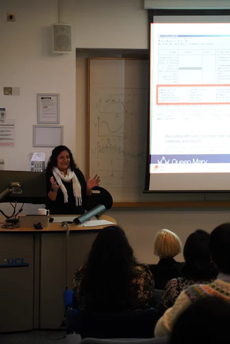Rohini Mathur giving a presenation to an audience