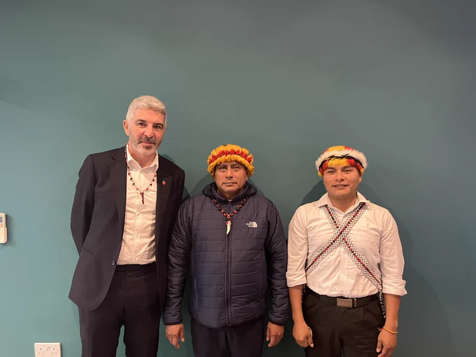 Derek Walker meeting with Teófilo and Tsanim, from the Wampís Nation.