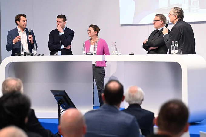 Panel beim #MedicaEconForum
