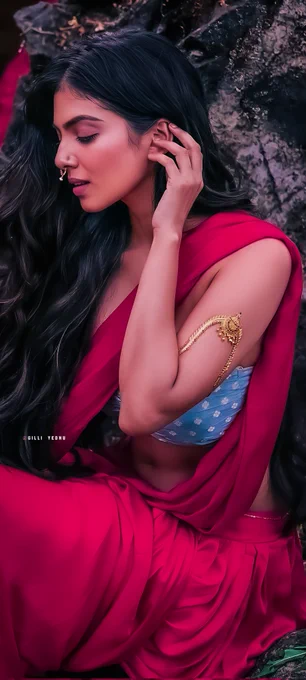 MALAVIKA MOHAN❤️
