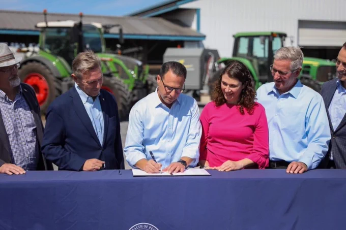 Governor Josh Shapiro signing for the Agricultural Innovation Grant Program