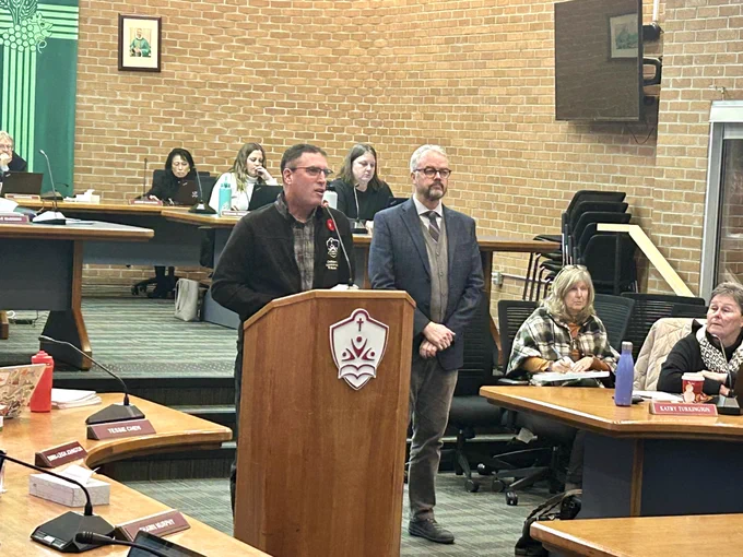 Mike Bibby delivers mid-term update to trustees at November Committee