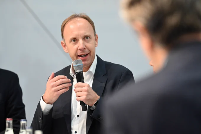Daniel Cardinal beim MedicaEconForum