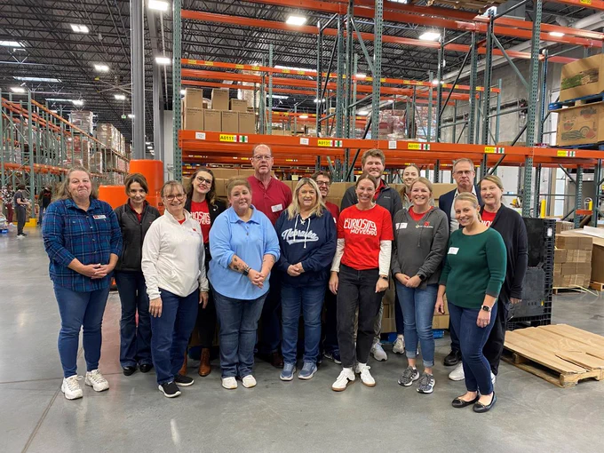 Volunteer group at Food Bank of Lincoln