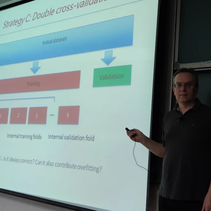 Lecture of Igor Tetko at BUCT