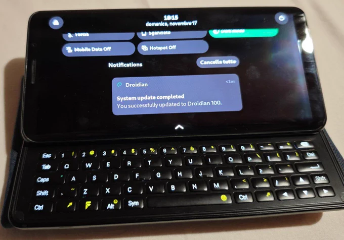 F(x)tec Pro1-X showing the "System update completed" notification on Droidian 100.