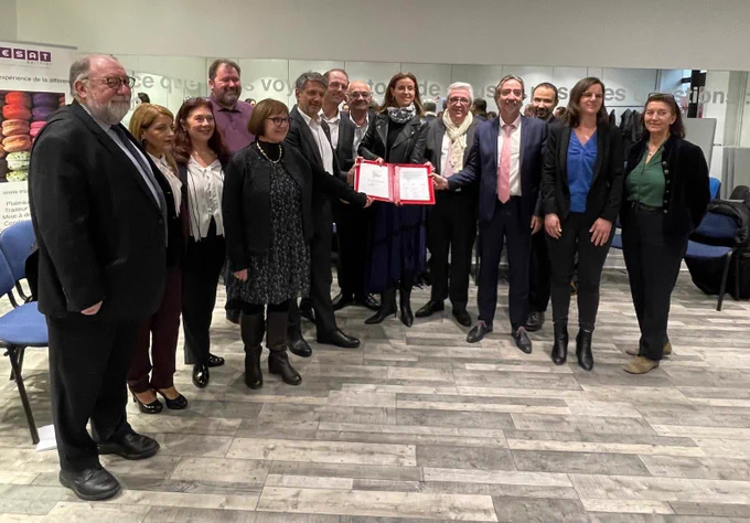 Signature d’une convention nationale entre France Travail, les missions locales, Cap emploi et les ESAT