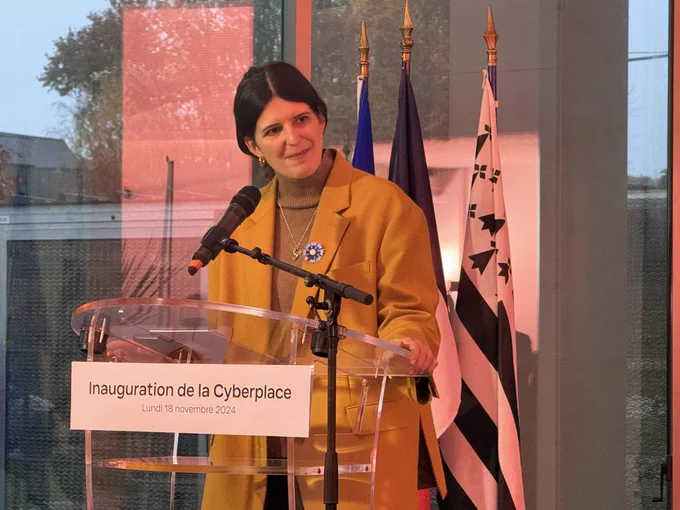 Clara Chappaz lors de son discours d’inauguration de la CyberPlace.