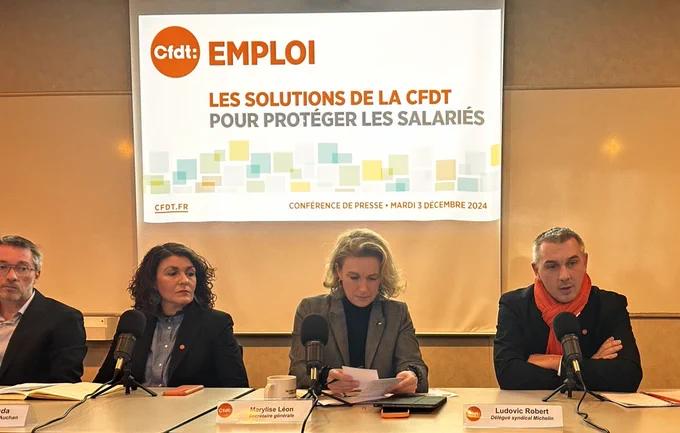 conférence de presse CFDT. De gauche à droite, Fabien Guimbretière, Nadia Lamda (déléguée syndicale Auchan), Marylise Léon, Ludovic Robert (Délégué syndical Michelin)