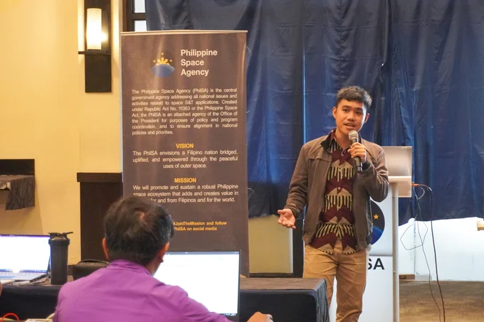Mr. Vioghn Aquino of the Space Data Mobilization and Applications Division (SDMAD) discusses basic map elements, map design, and lay outing 